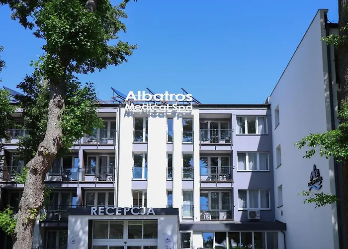 リゾート Albatros Medical ミエルノ