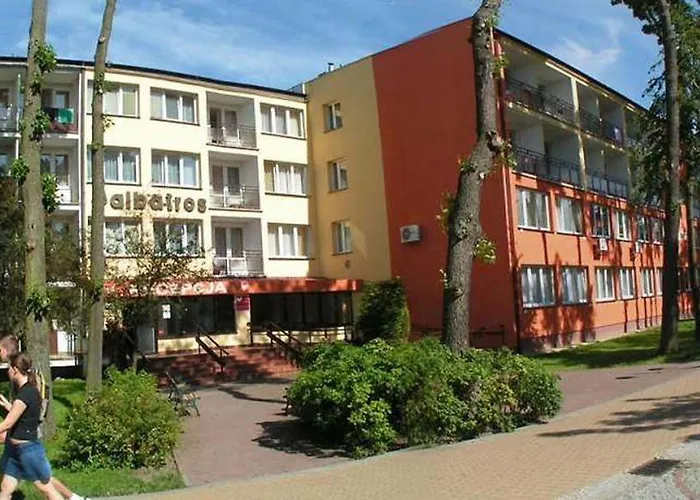 リゾート Albatros Medical ミエルノ